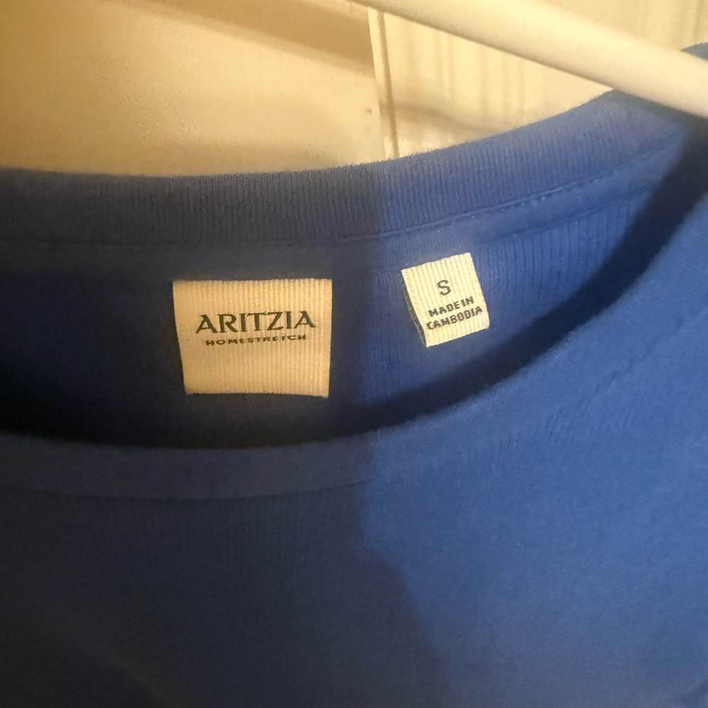 aritzia navy homestretch tee - Picture 2 of 2